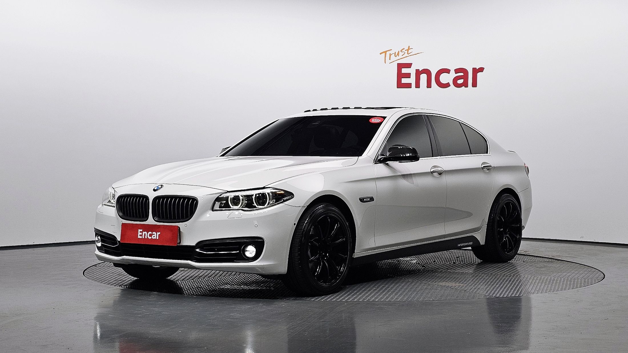 BMW 5-SERIES F10