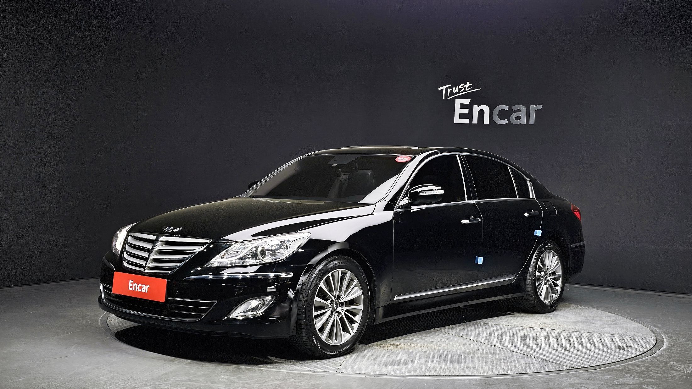 HYUNDAI GENESIS 2013