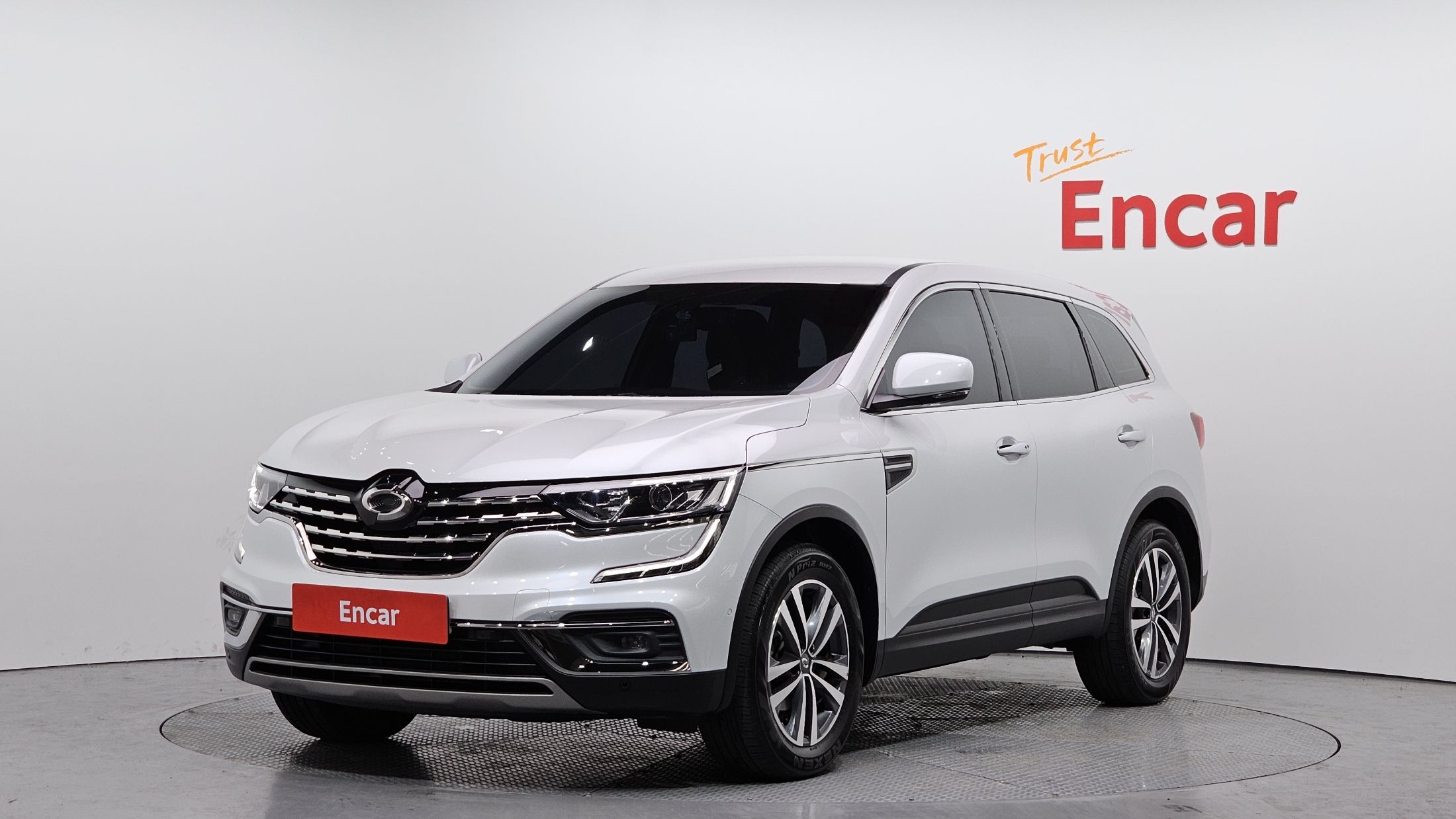 RENAULT SAMSUNG QM6