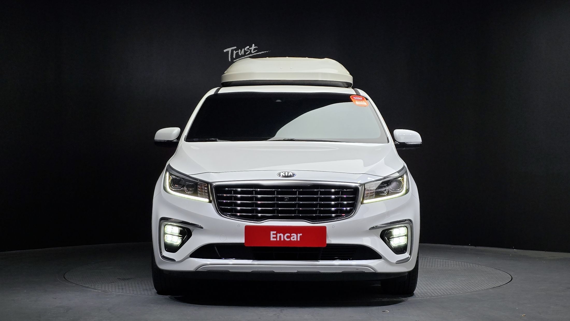 KIA CARNIVAL 2018