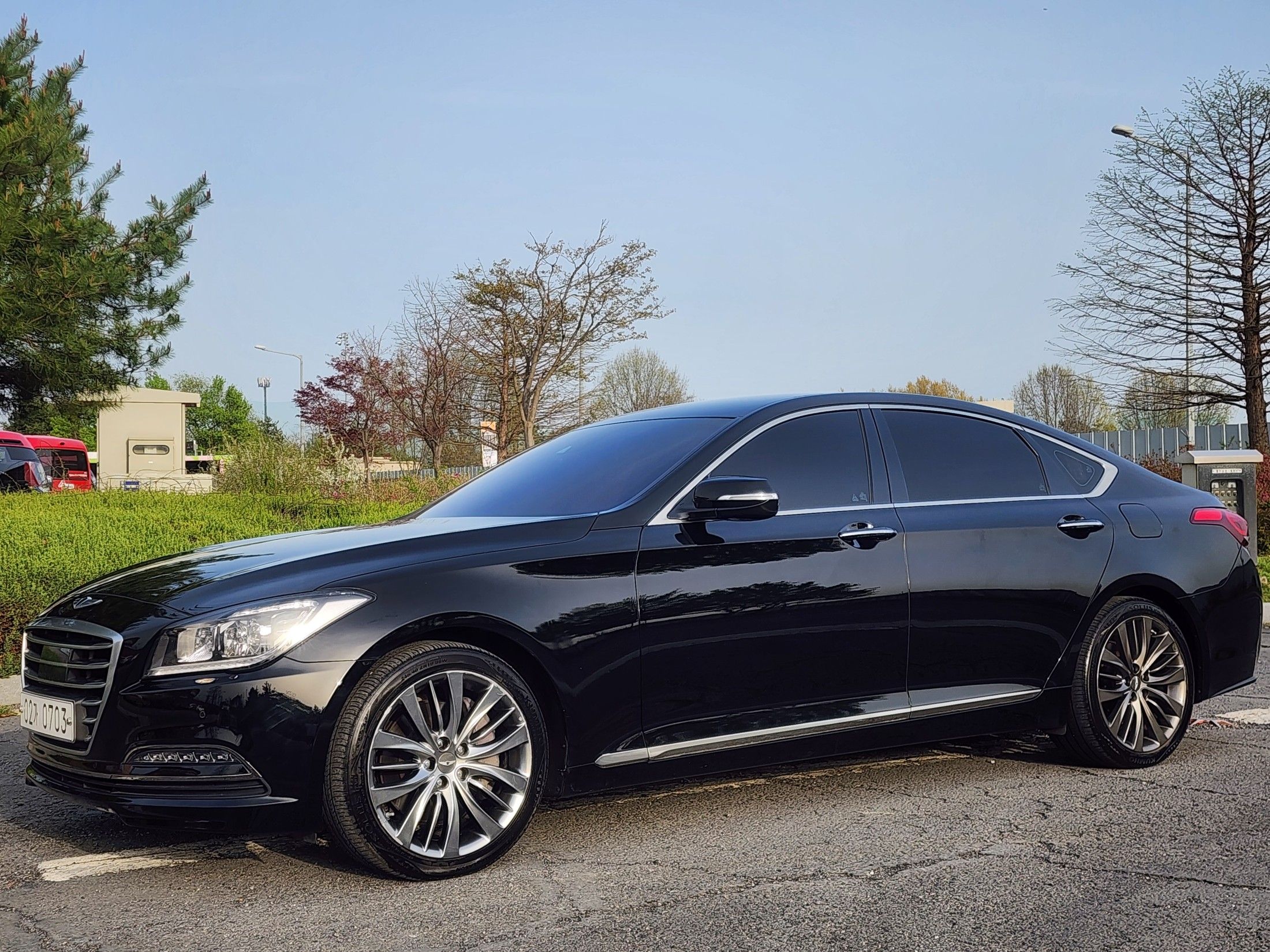 HYUNDAI GENESIS DH 2016