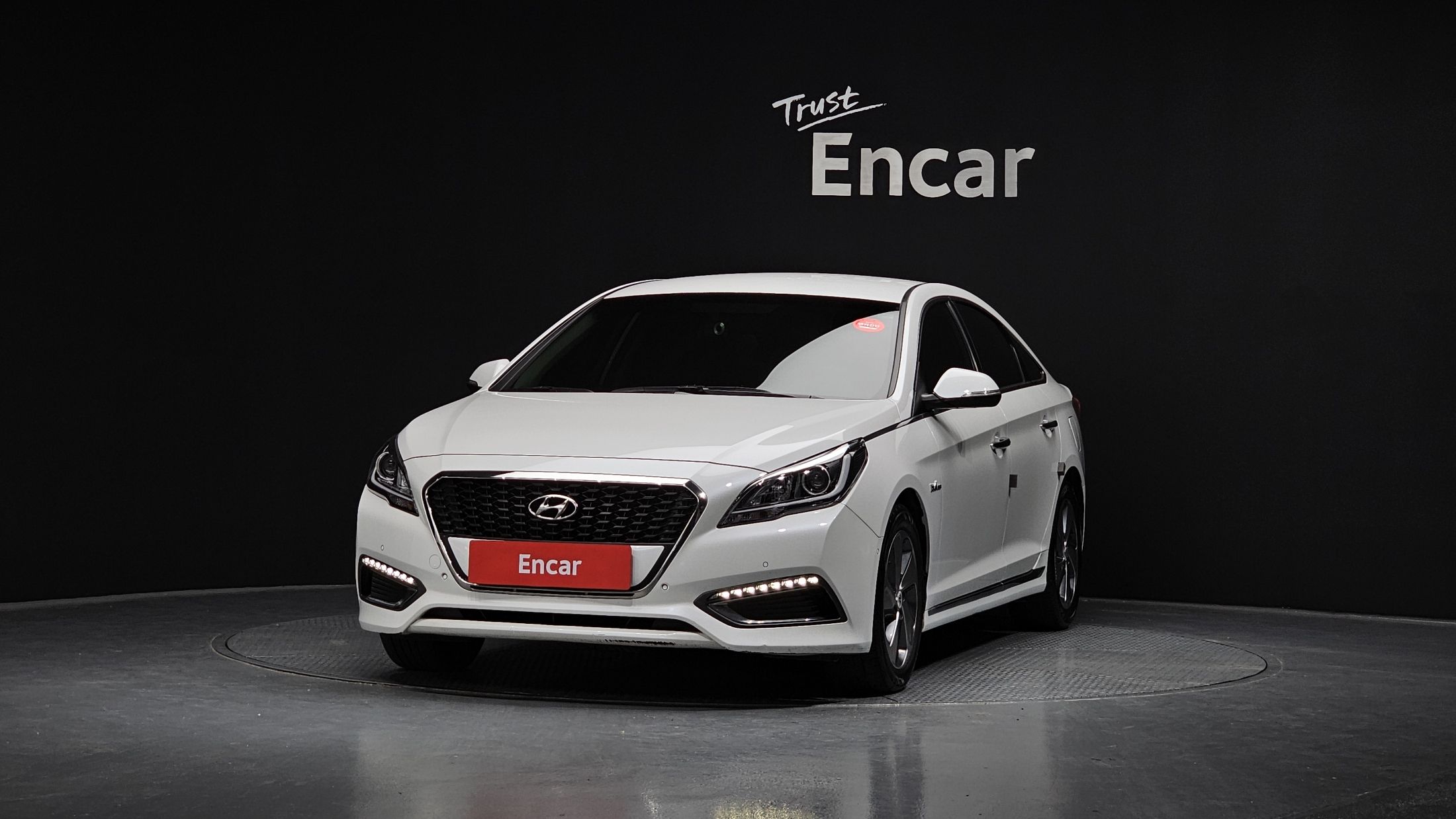 HYUNDAI LF SONATA HYBRID 2016
