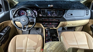 KIA CARNIVAL 2019