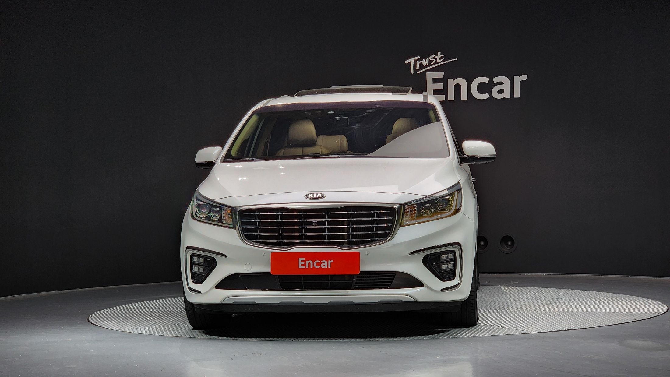 KIA CARNIVAL 2018