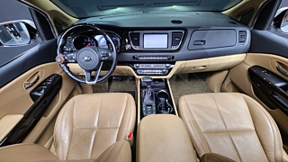 KIA CARNIVAL 2018