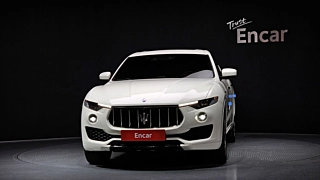 MASERATI LEVANTE 2017