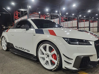 AUDI TT8S 2016