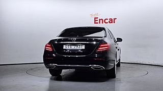 MERCEDES BENZ E-CLASS W213 2018