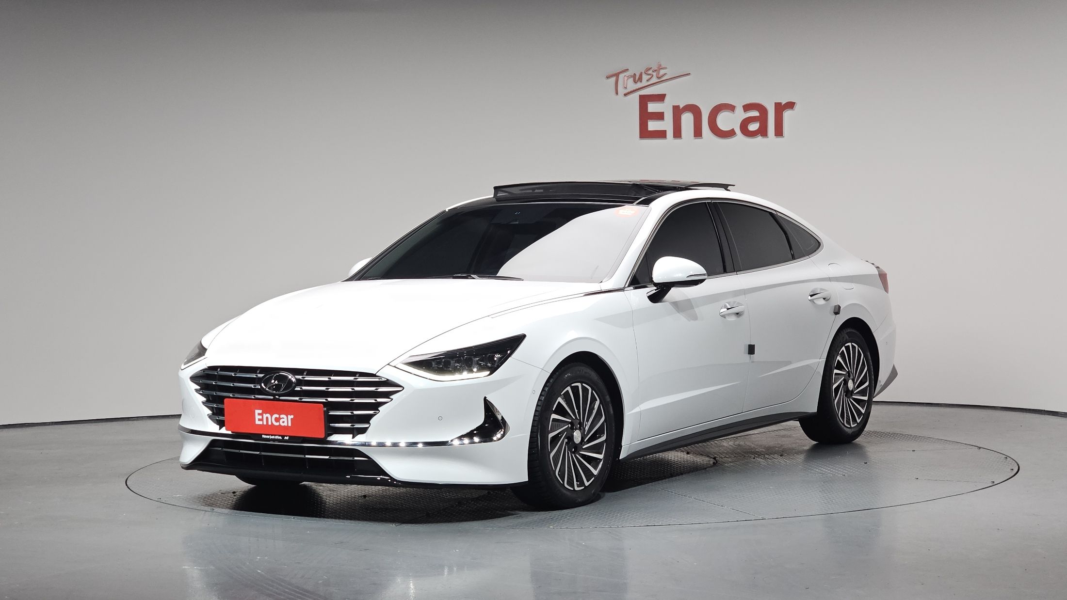HYUNDAI SONATA HYBRID DN8