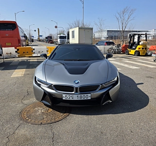 BMW I8 2019