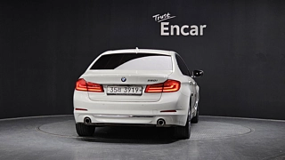 BMW 5-SERIES G30 2018