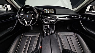 BMW 5-SERIES G30 2018