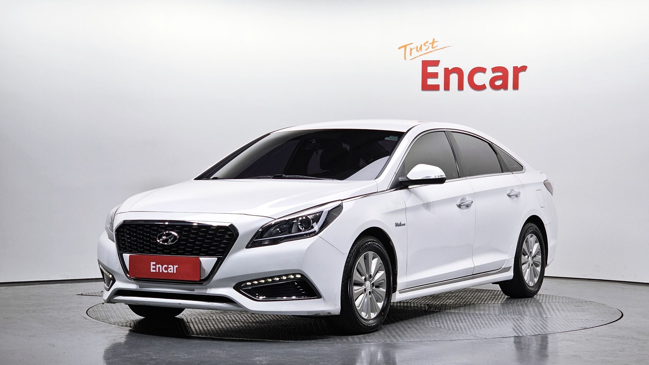 HYUNDAI LF SONATA HYBRID 2015