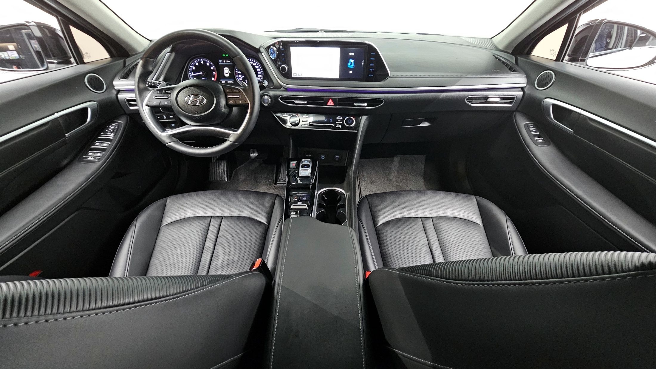 HYUNDAI SONATA DN8