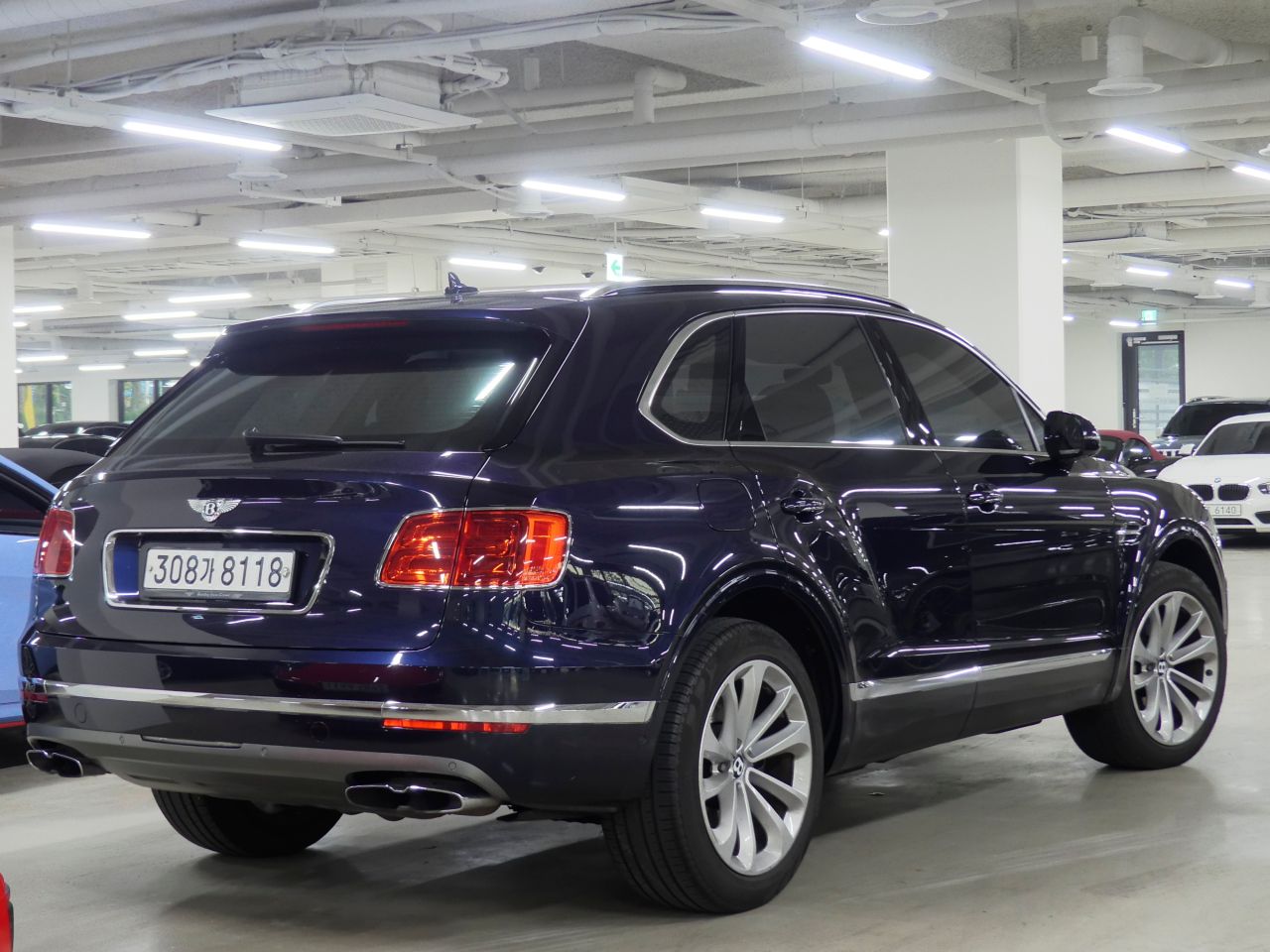 BENTLEY BENTAYGA 2020