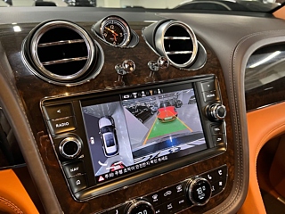 BENTLEY BENTAYGA 2020