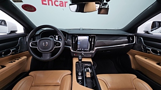 VOLVO V90 CROSS COUNTRY 2019