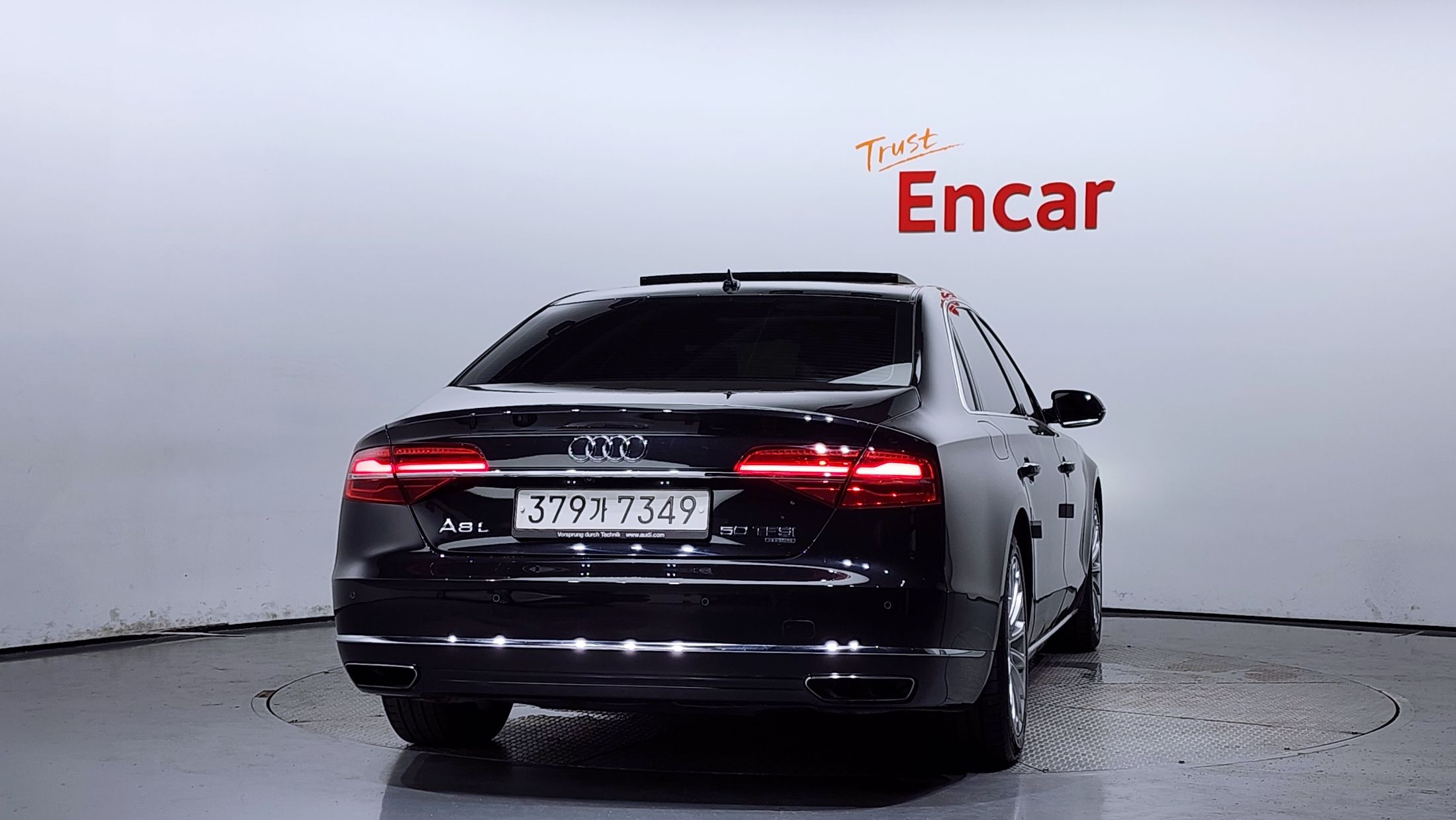 AUDI A8 2015