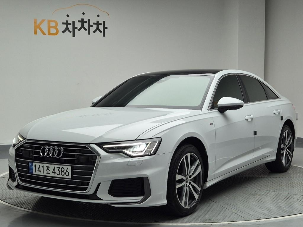 AUDI A6 C8
