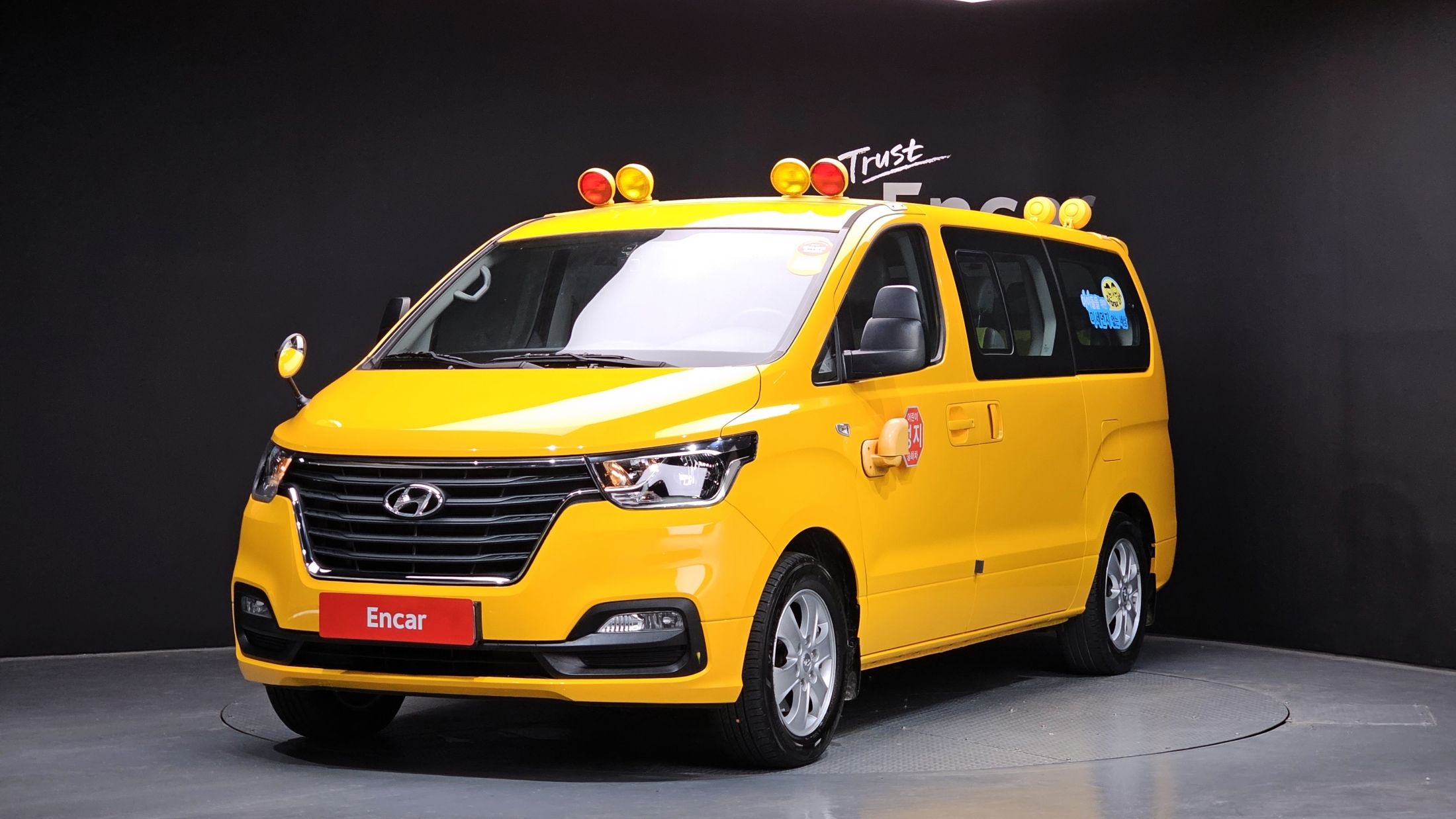 HYUNDAI STAREX GRAND