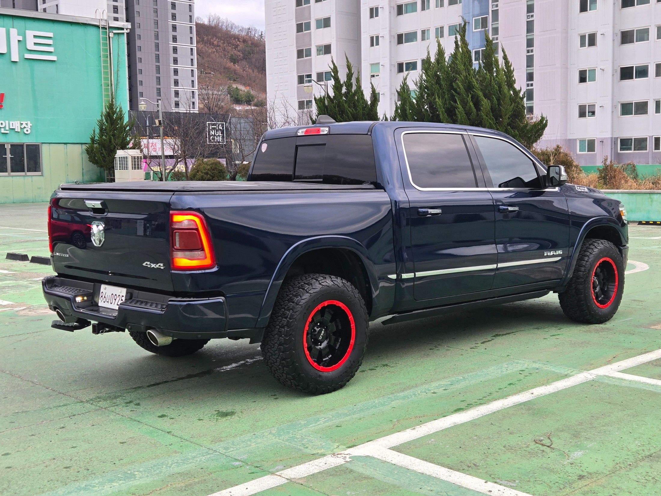 DODGE RAM PICK UP