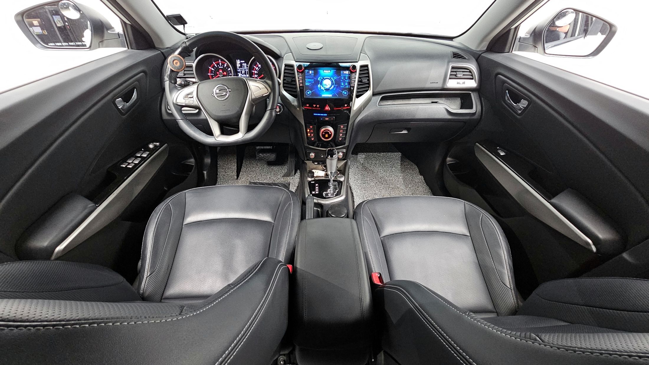SSANGYONG TIVOLI 2016