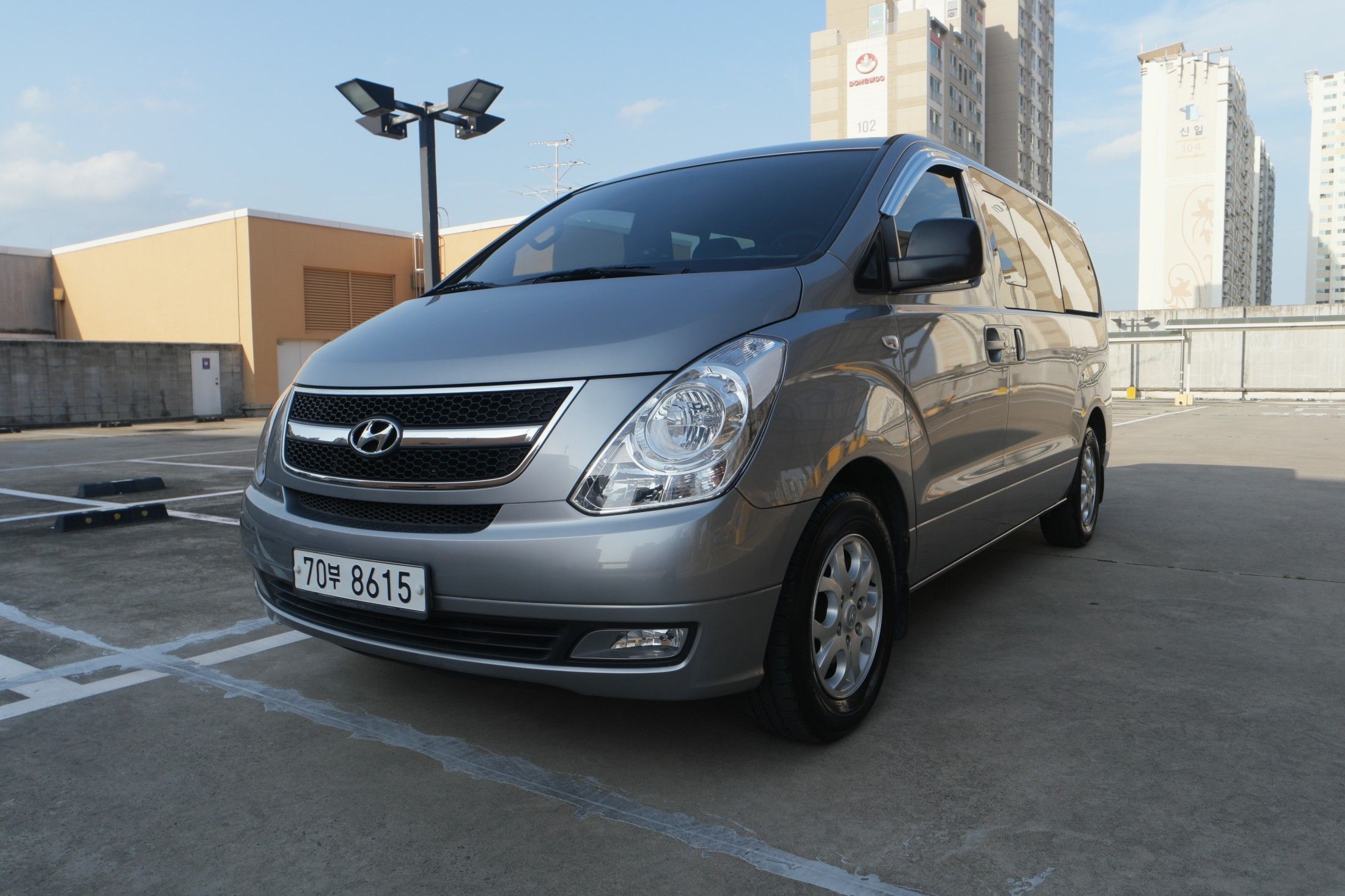 HYUNDAI STAREX GRAND