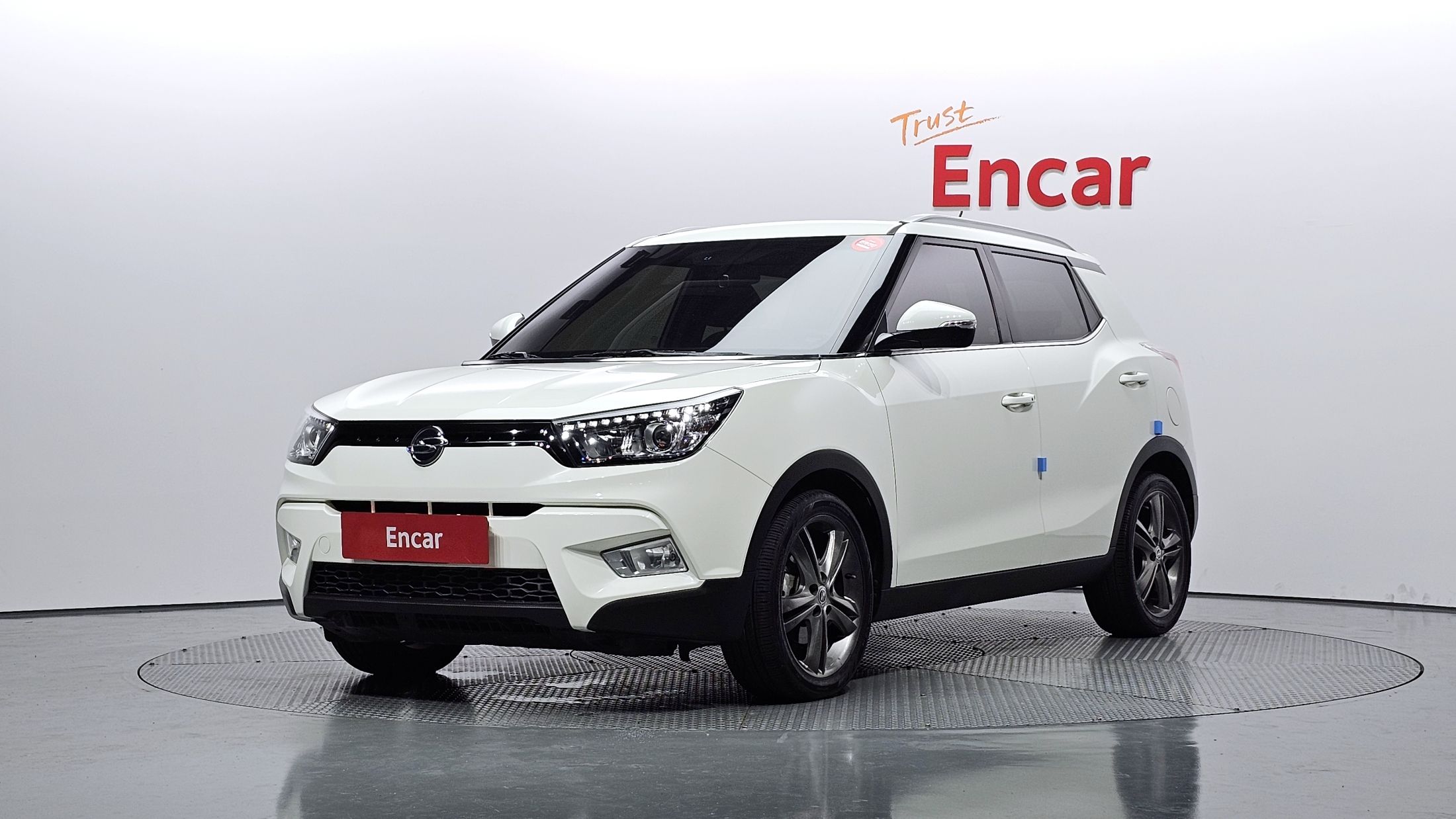 SSANGYONG TIVOLI 2016