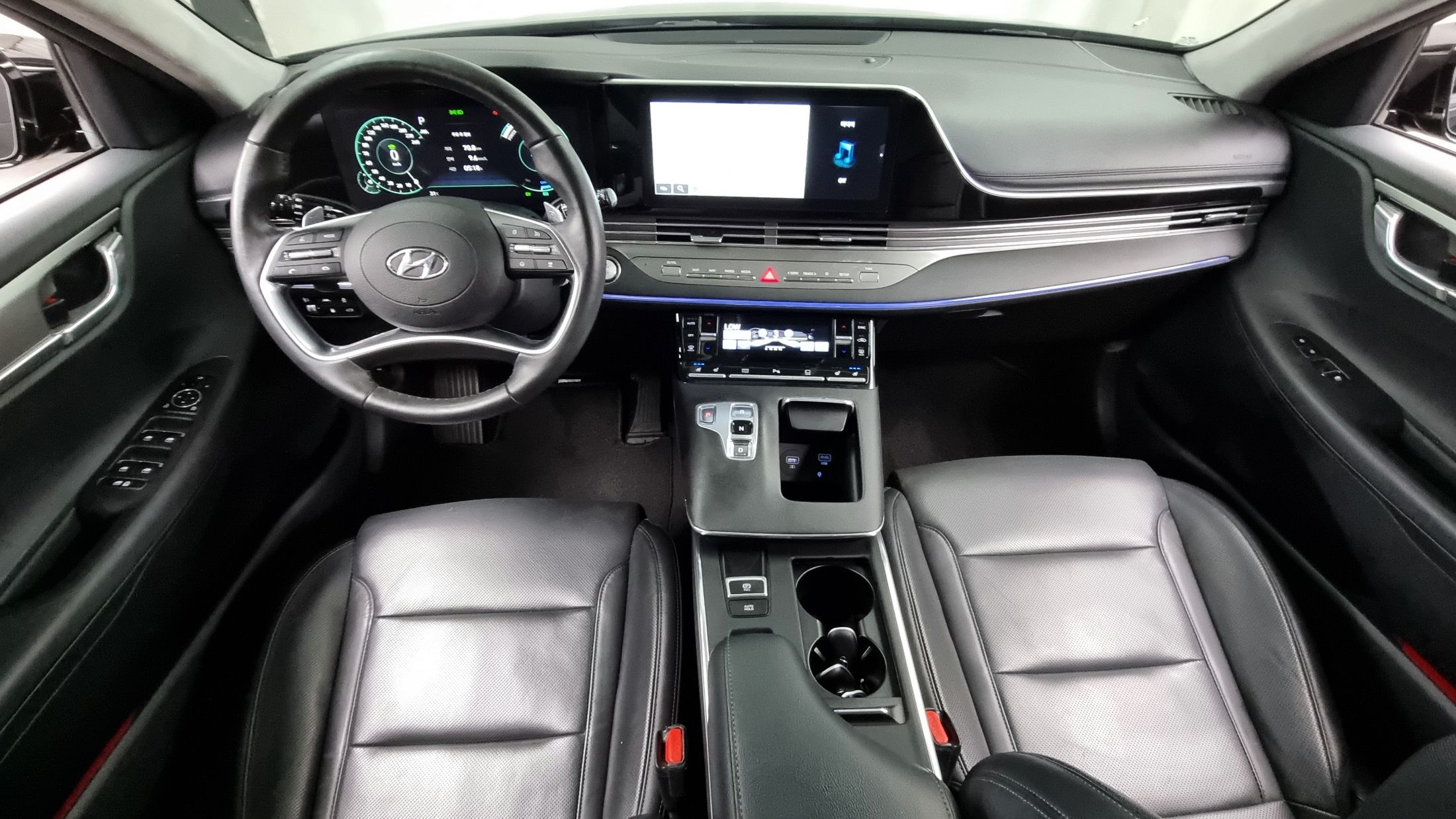 HYUNDAI GRANDEUR IG HYBRID