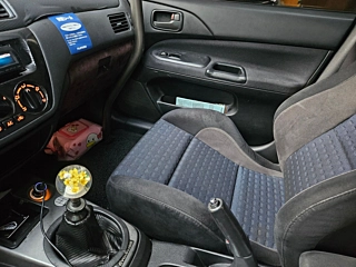 Заказать MITSUBISHI LANCER