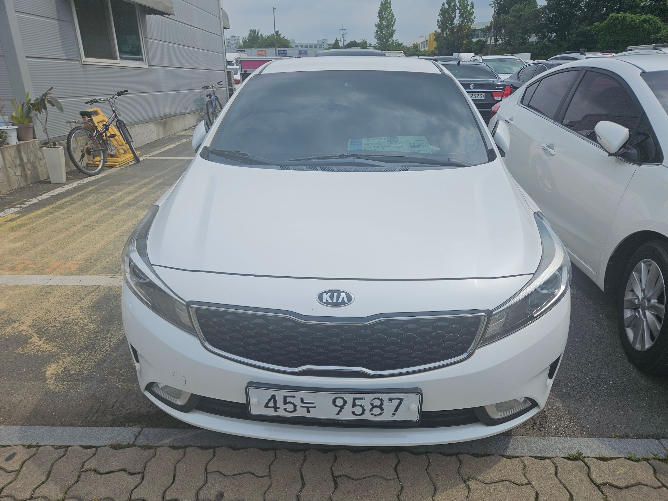 KIA K3