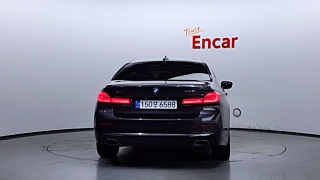 BMW 5-SERIES G30 2020
