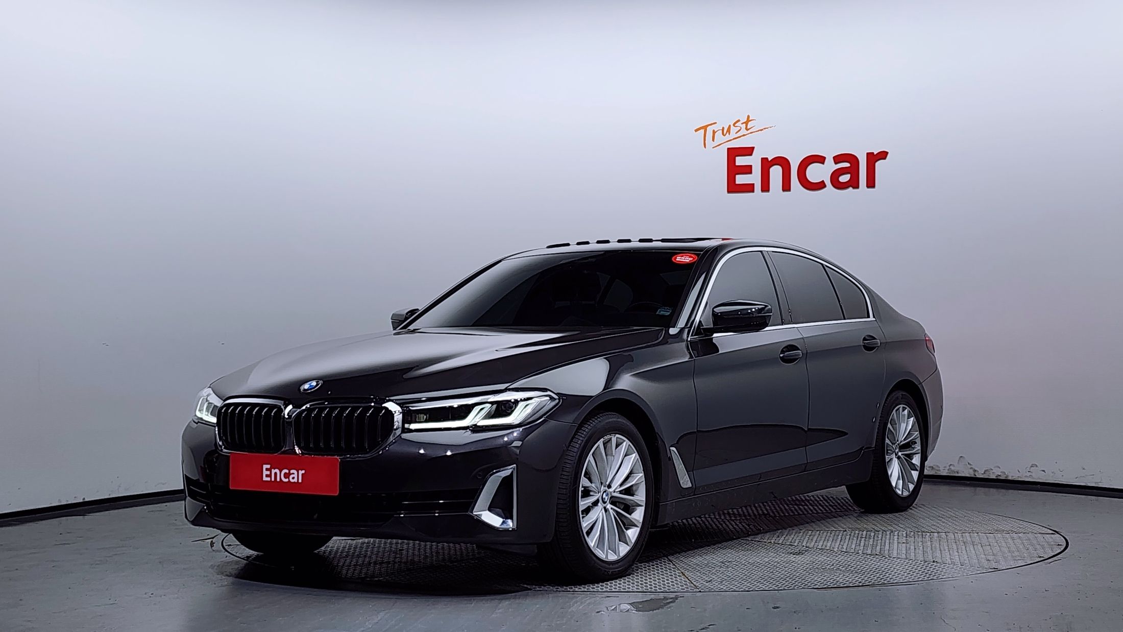 BMW 5-SERIES G30 2020