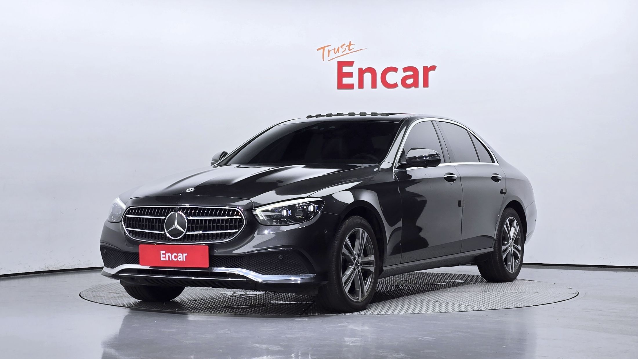 MERCEDES BENZ E-CLASS W213 2022