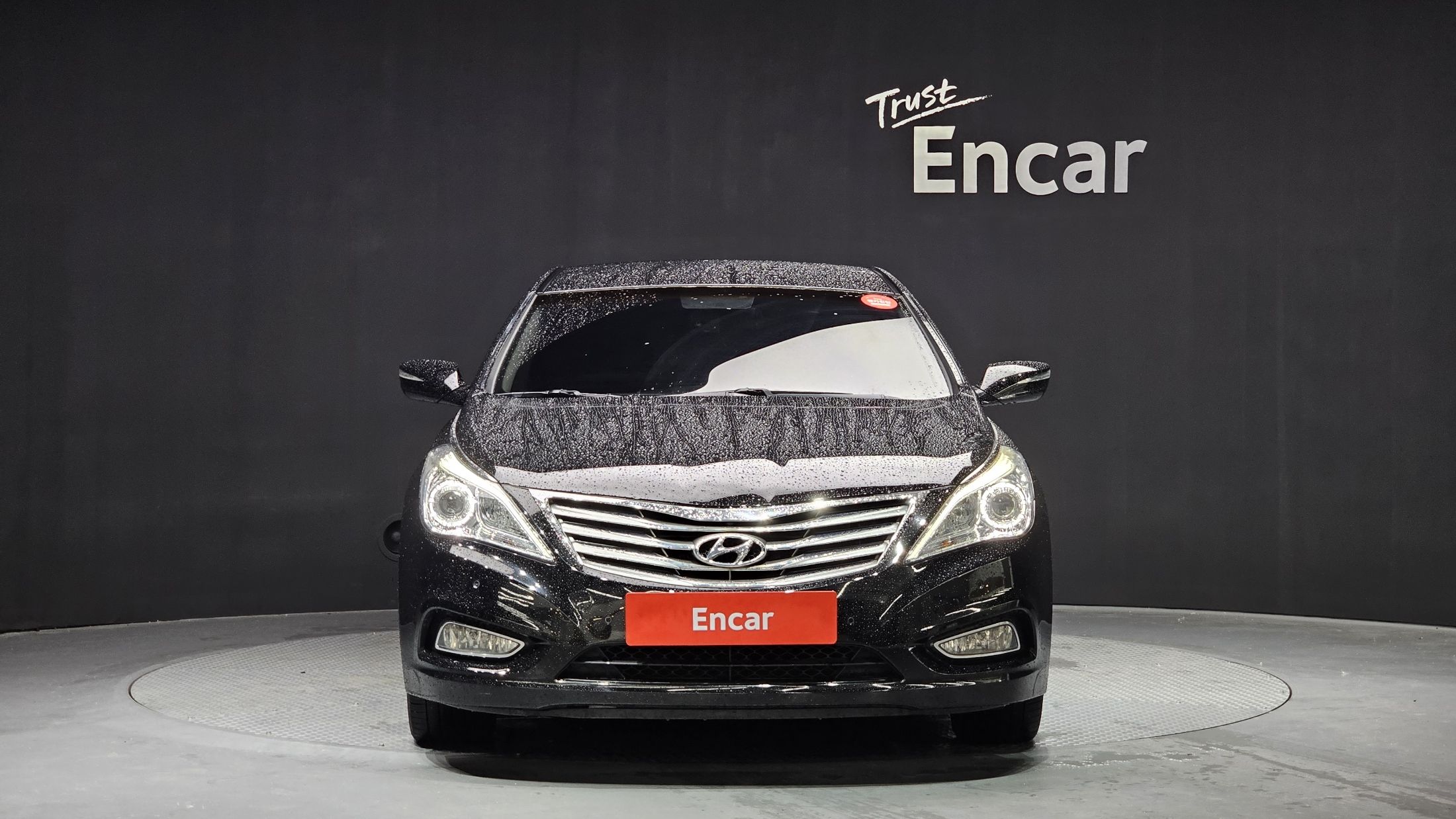 HYUNDAI GRANDEUR HG 2012