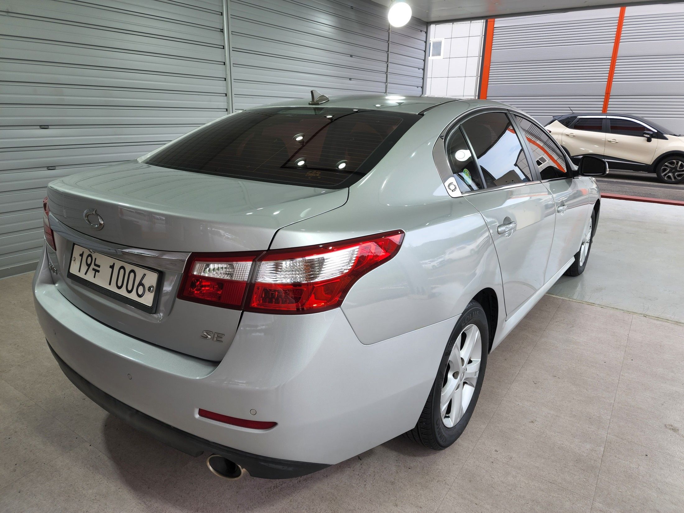 SAMSUNG SM5 NEW 2011