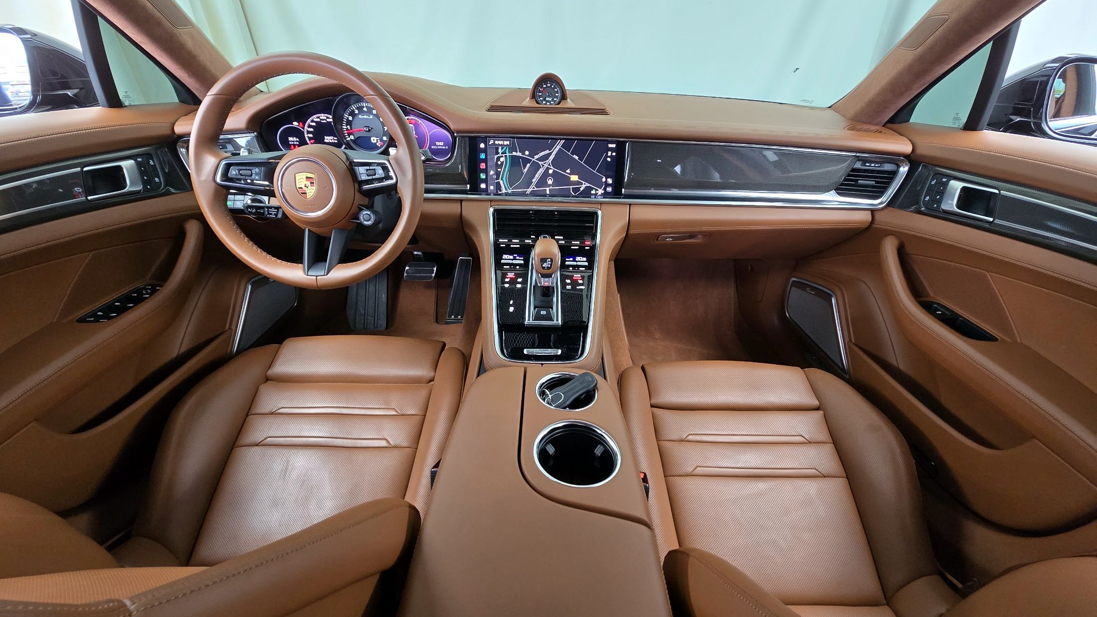 PORSCHE PANAMERA 971 2022