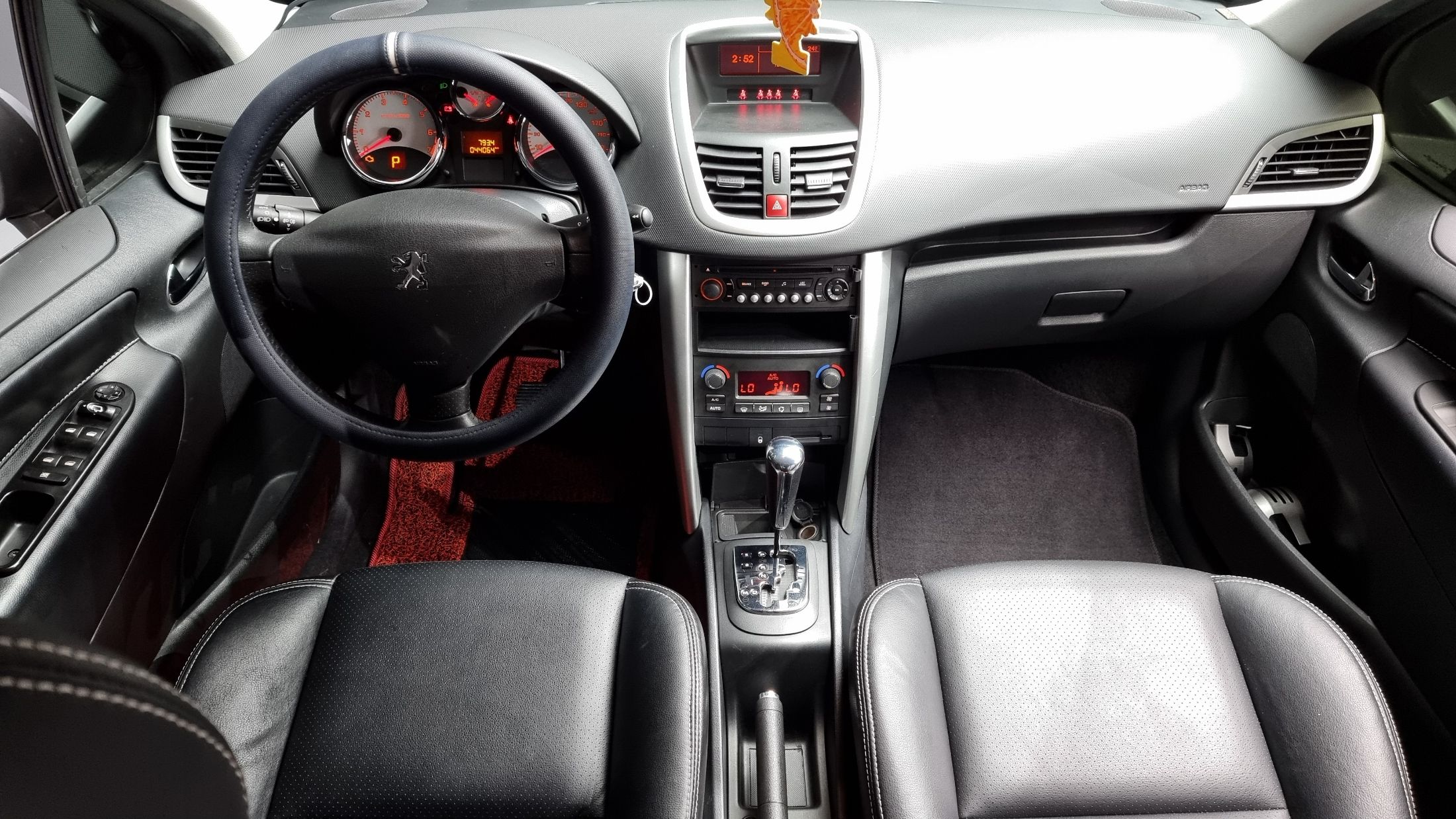 PEUGEOT 207 GT 2011