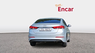 HYUNDAI AVANTE AD 2016