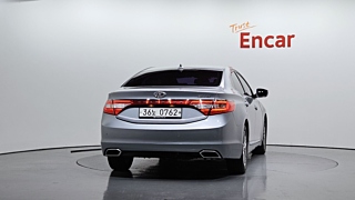 HYUNDAI GRANDEUR HG 2016