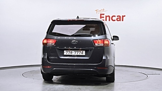 KIA CARNIVAL 2017