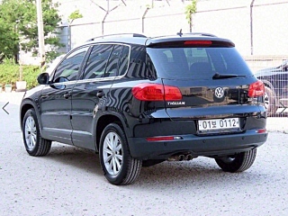 VOLKSWAGEN TIGUAN 2016