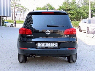VOLKSWAGEN TIGUAN 2016