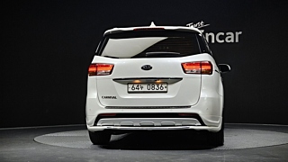 KIA CARNIVAL 2016