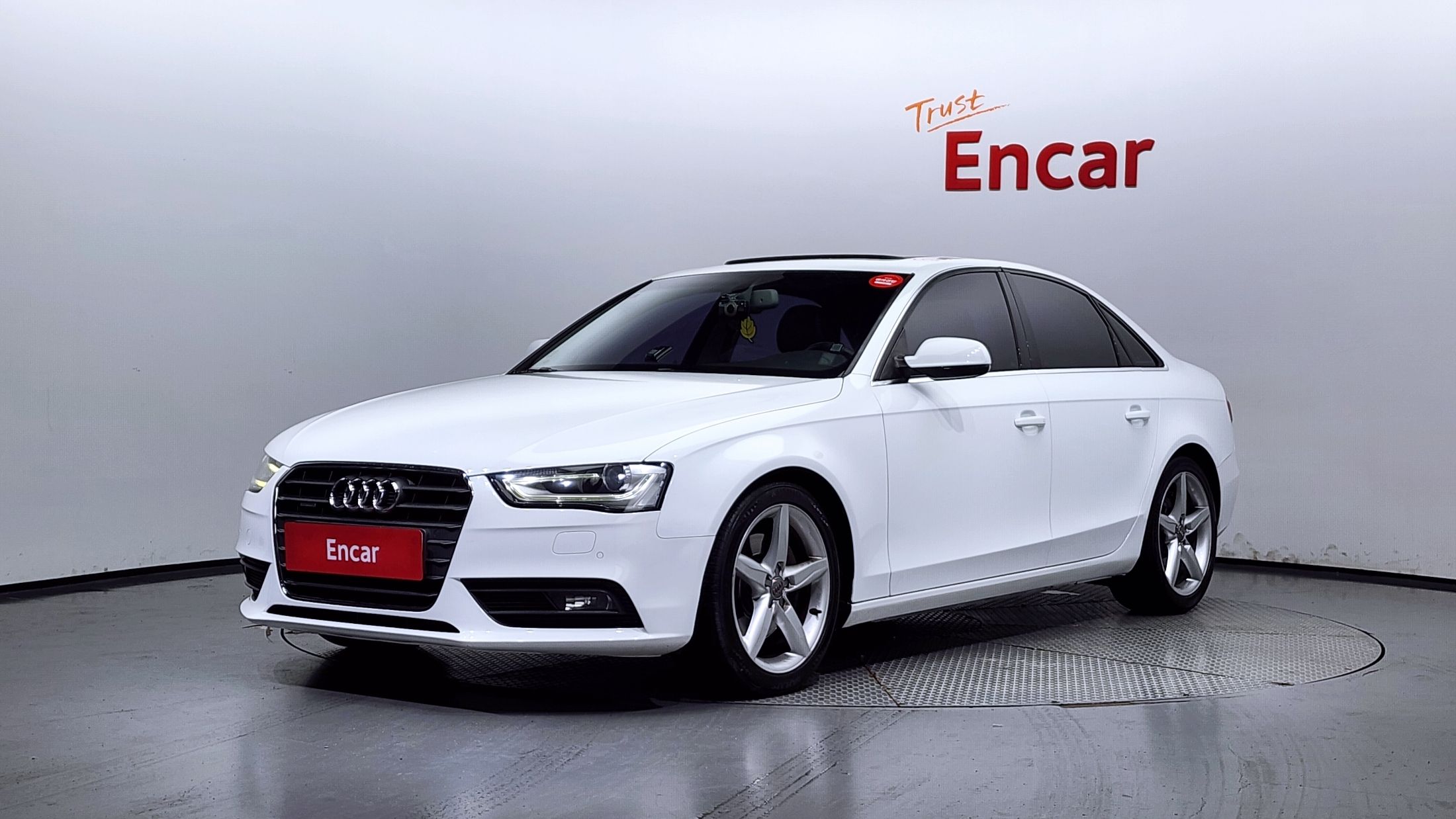 AUDI A4 2012