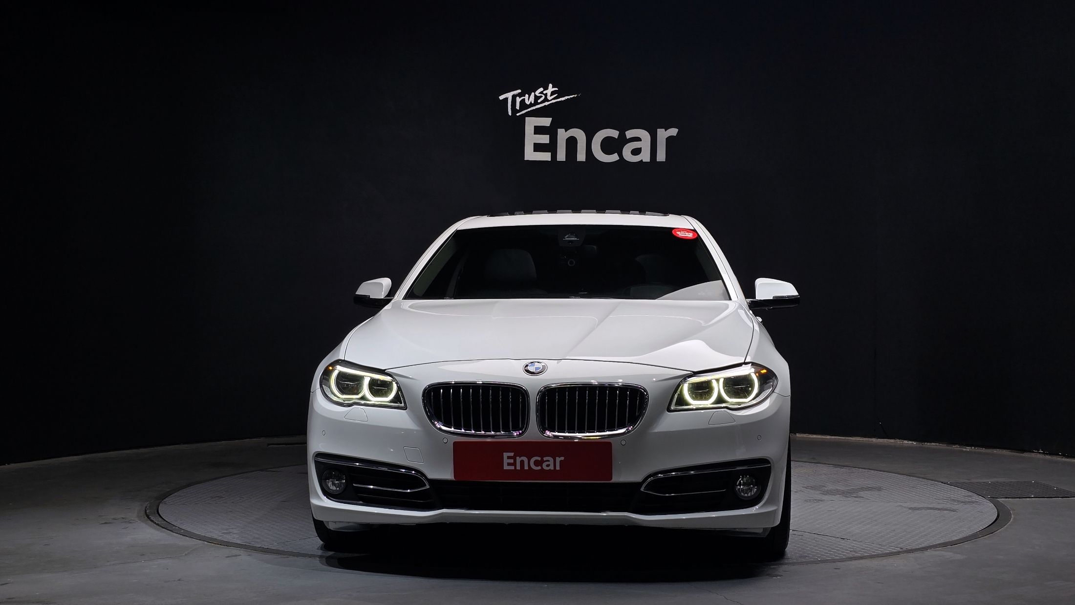 BMW 5-SERIES F10 2016