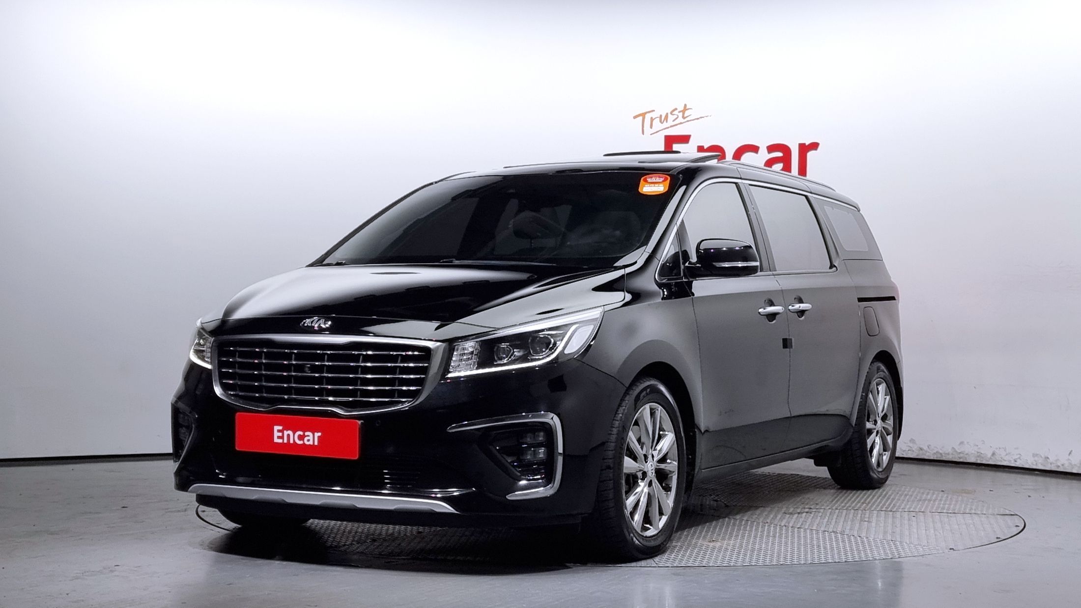 KIA CARNIVAL 2018