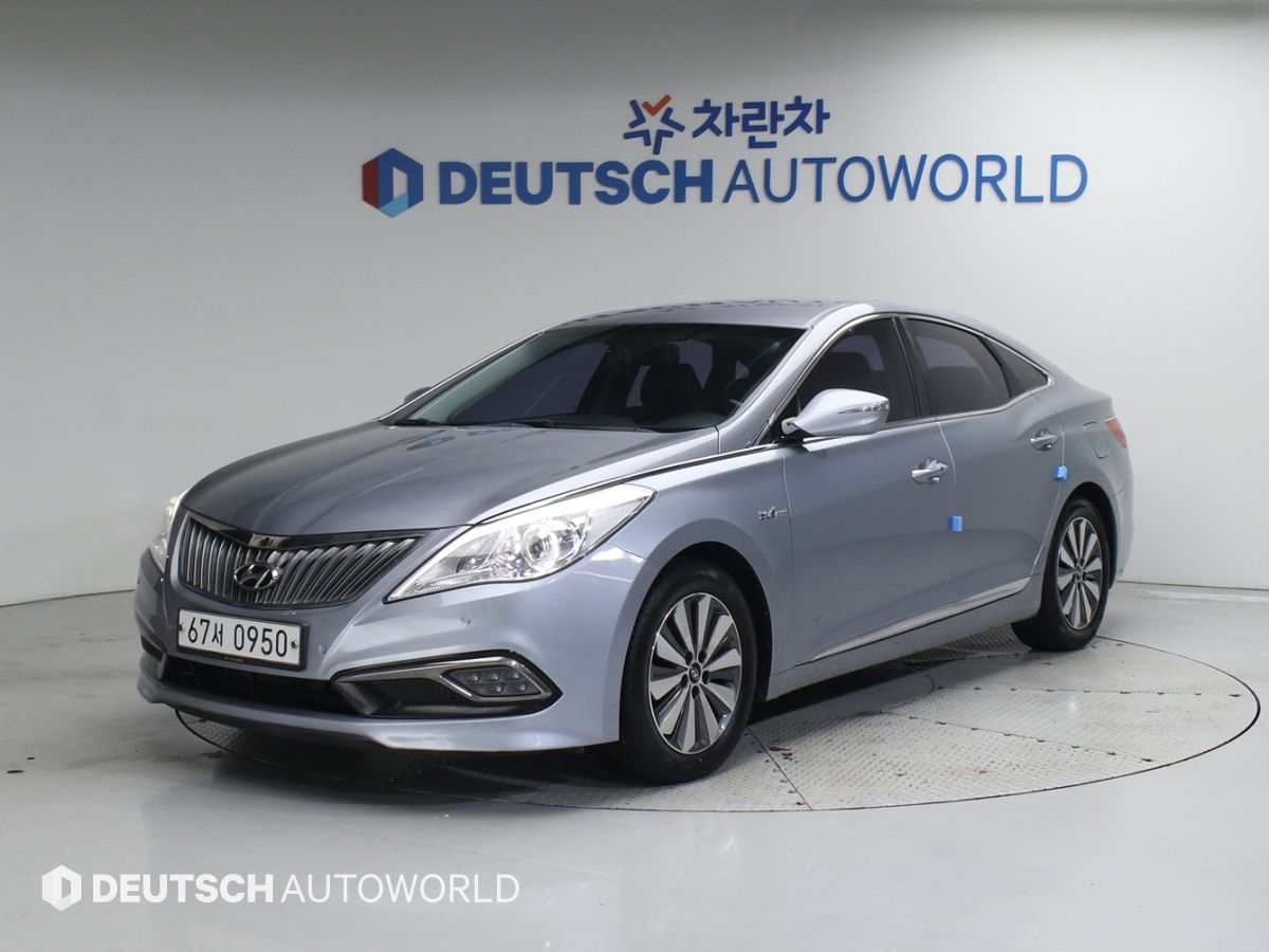HYUNDAI GRANDEUR HG HYBRID 2016