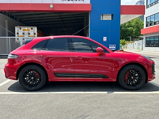PORSCHE MACAN 2023