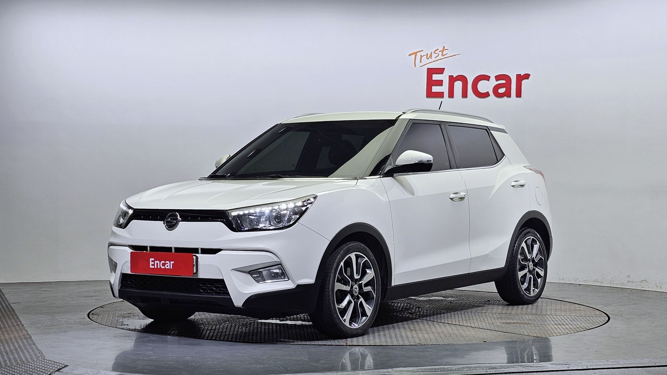 SSANGYONG TIVOLI 2016